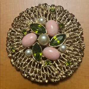 Sarah Coventry Gold Tone Brooch with Pink Cabochons, Olive Green Crystals Pearls